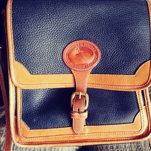 Classic Dooney and Bourke Leather Messenger Purse